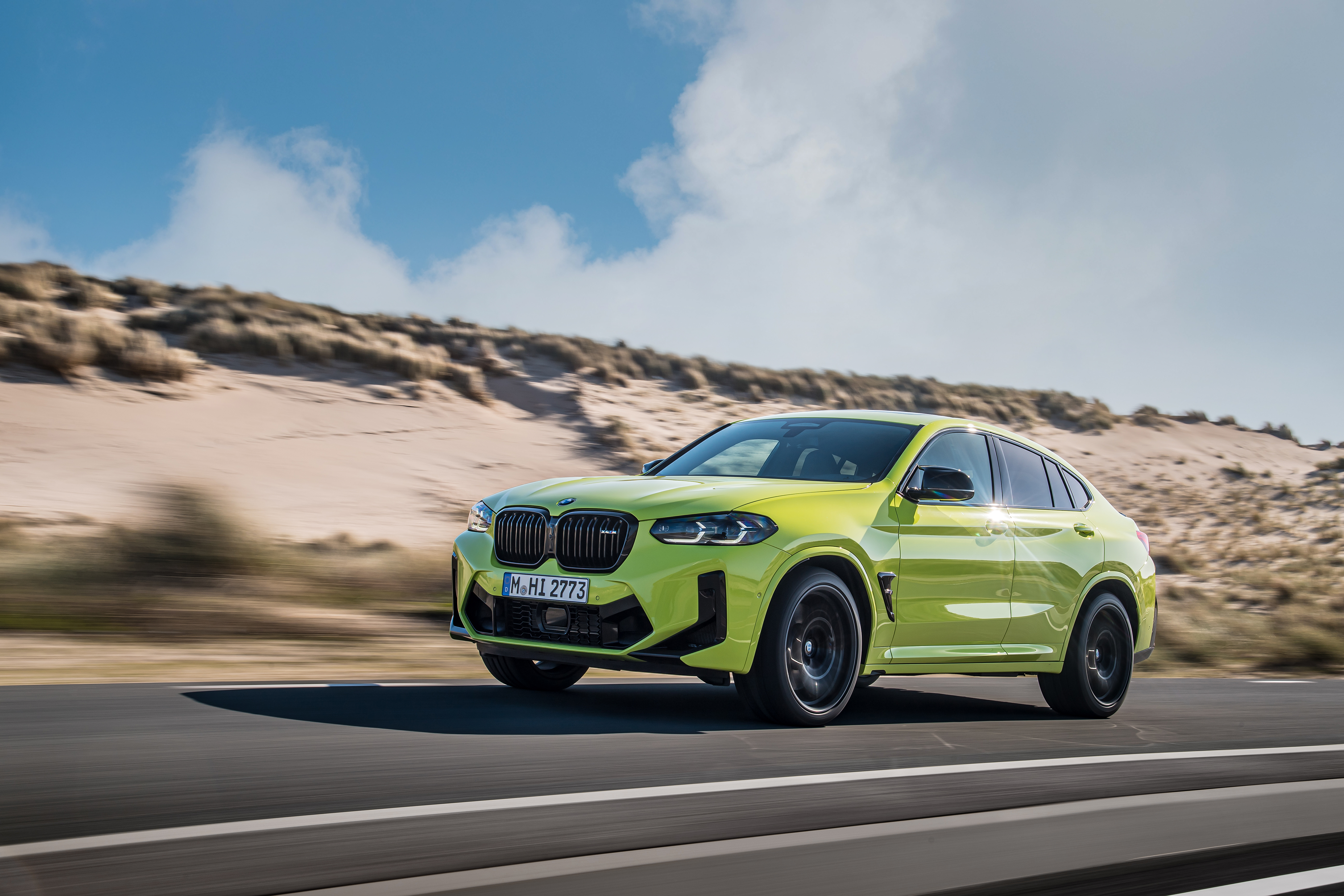 P90423951_highRes_the-new-bmw-x4-m-com